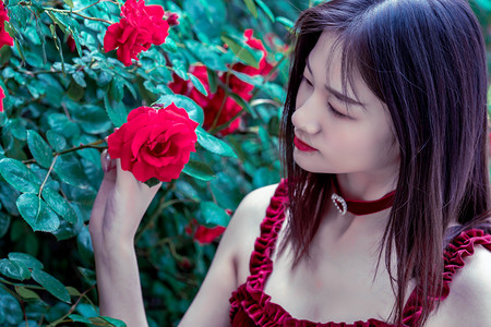 国家移民管理局：上半年免签入境外国人1364万人次